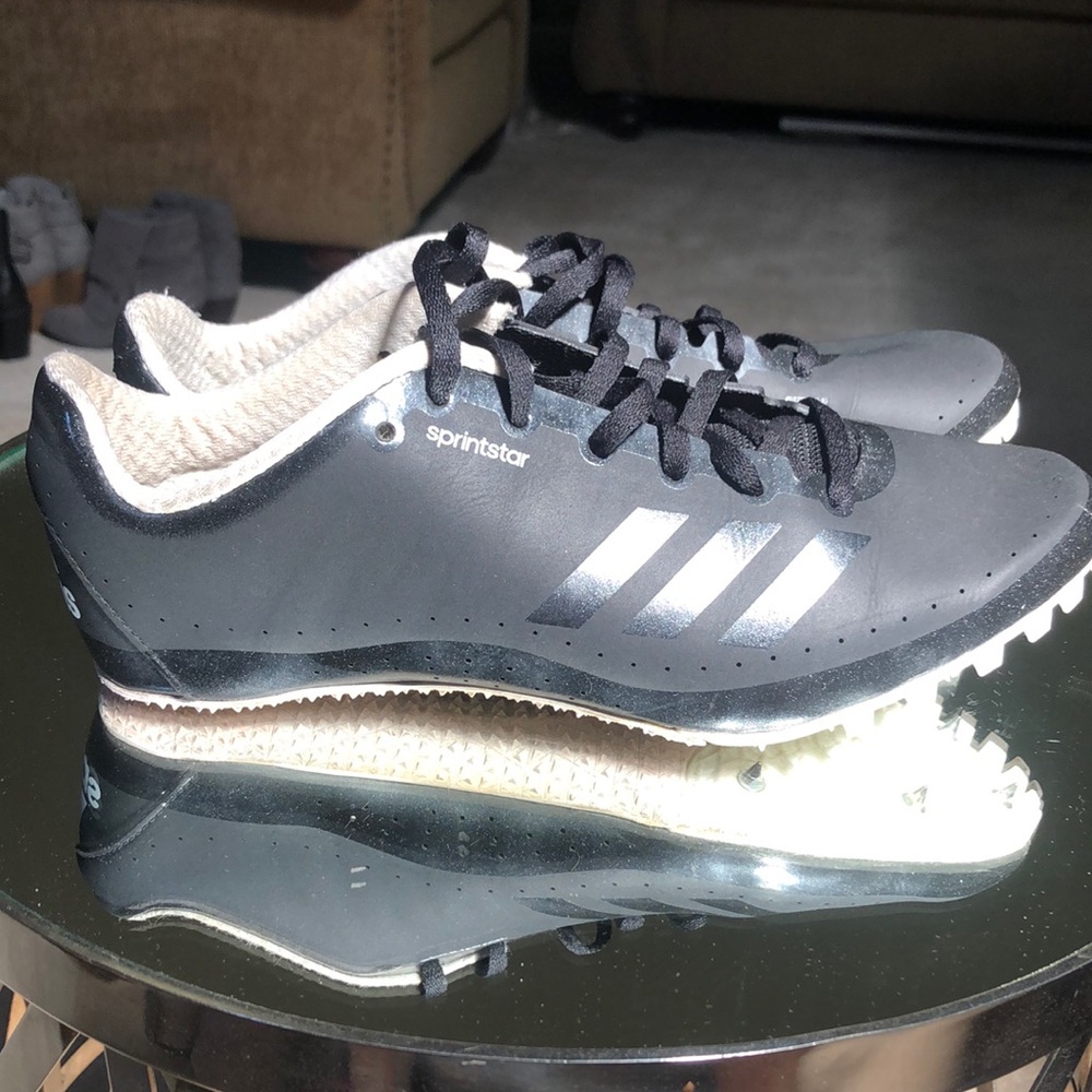 Adidas Running Sprinstar with spikes black size 7.5 worn once!
